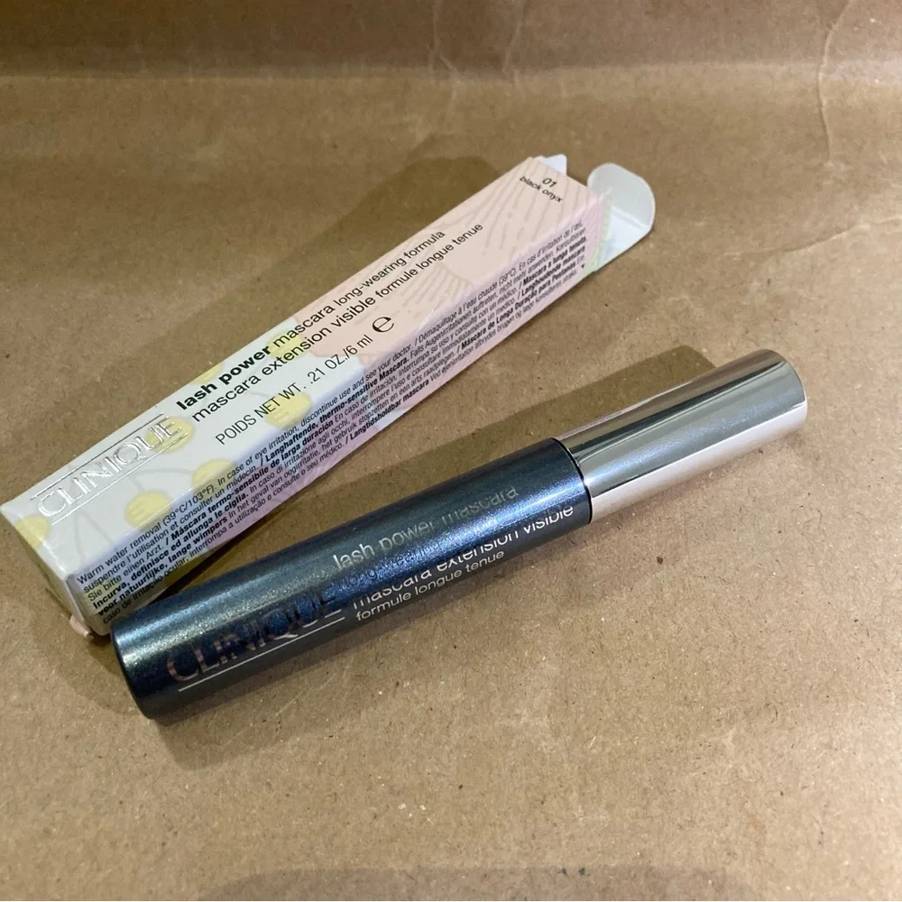 Clinique lash power
